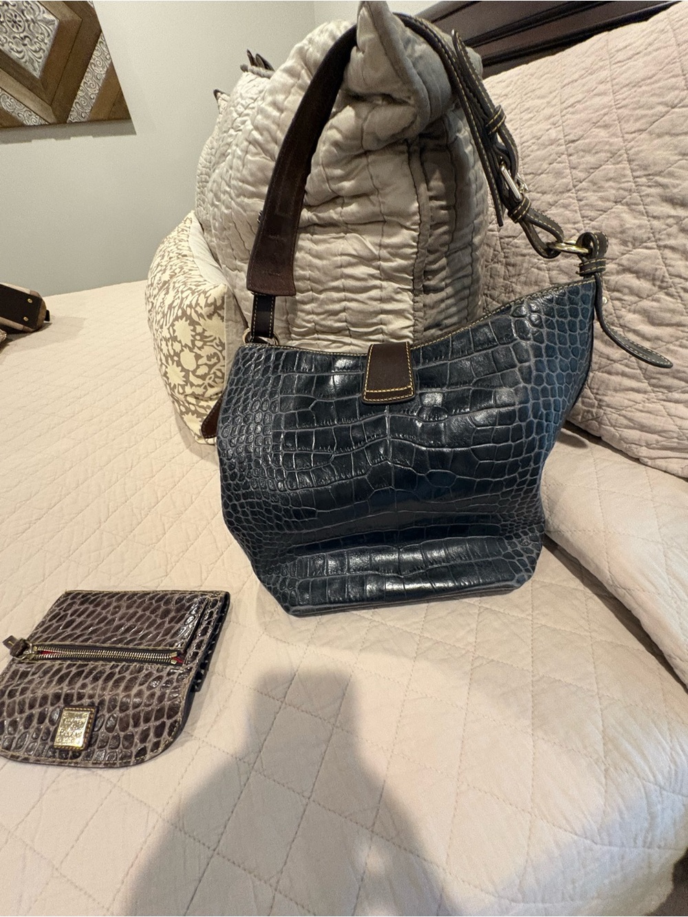 Dooney & Bourke Black Croc-Embossed Shoulder Bag with Brown Trim w/Wallet - Picture 11 of 12